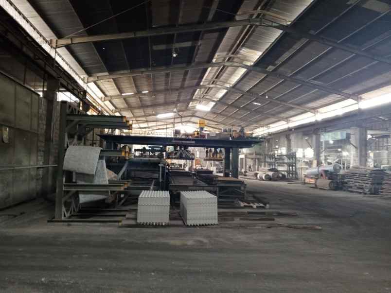 dijual ruko gudang kantor dusun karang kalasan