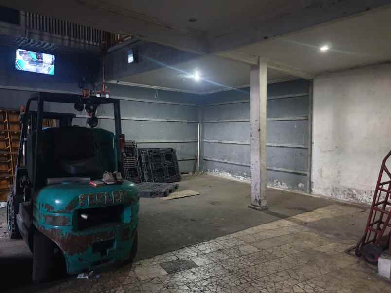 dijual ruko gudang kantor hasyim asy ari cipondoh