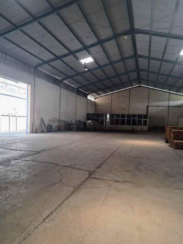 dijual ruko gudang kantor jl raya bypass krian kab