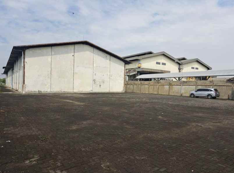 dijual ruko gudang kantor jl raya bypass krian kab