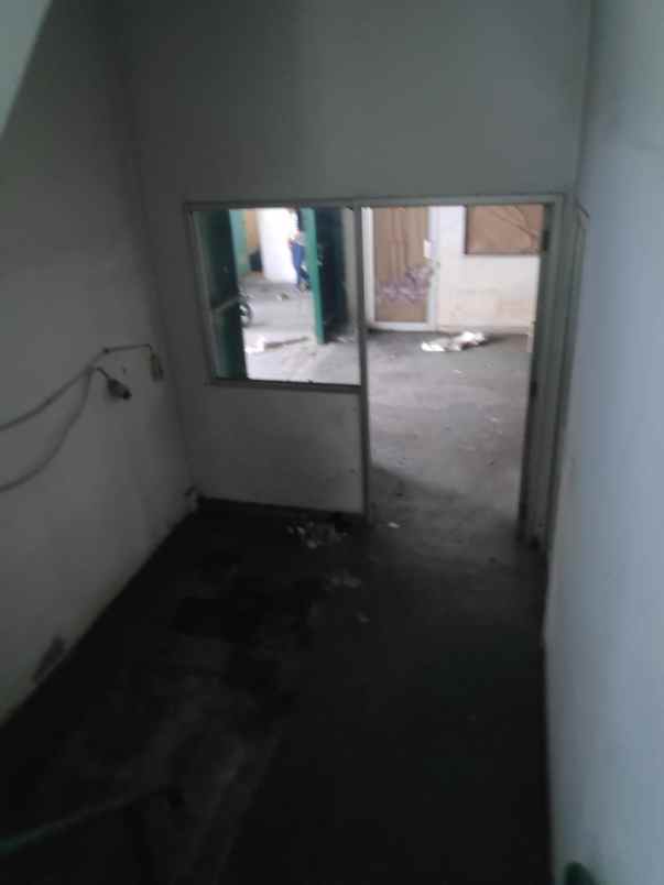 dijual ruko gudang kantor kawasan pergudangan 8