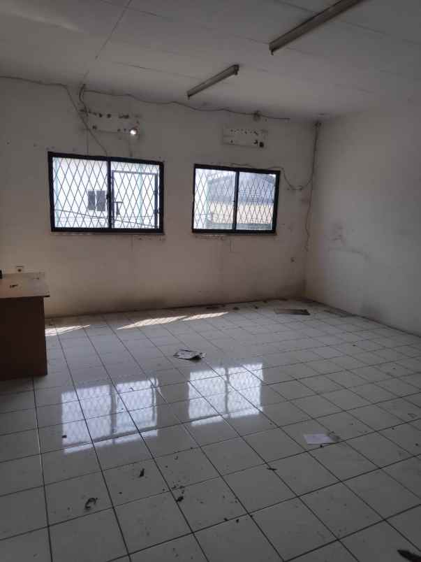 dijual ruko gudang kantor kawasan pergudangan 8