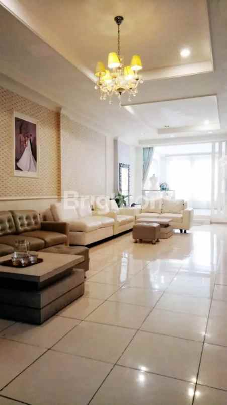 dijual ruko gudang kantor pasar baru jakarta pusat