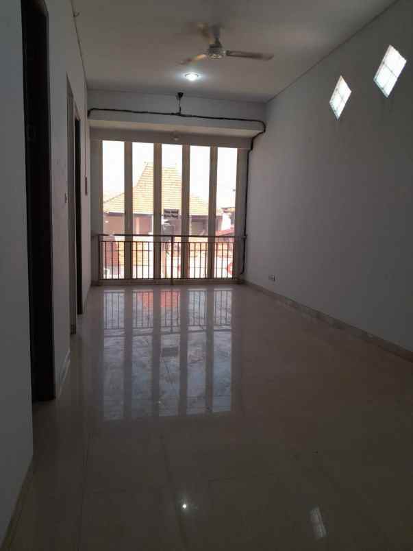 dijual ruko gudang kantor ruko karang empat besar