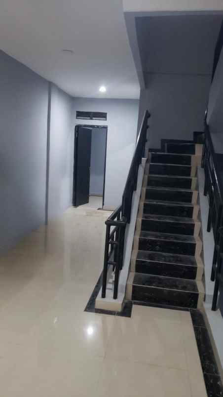 dijual ruko gudang kantor taman palem lestari ruko