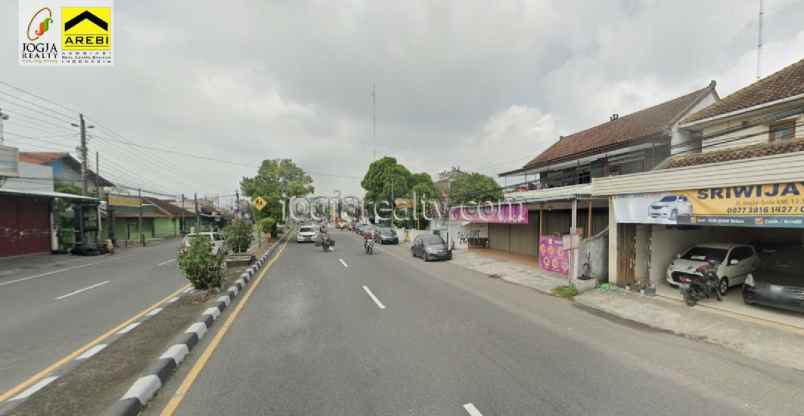 dijual ruko gudang kantor tamantirto kalasan sleman