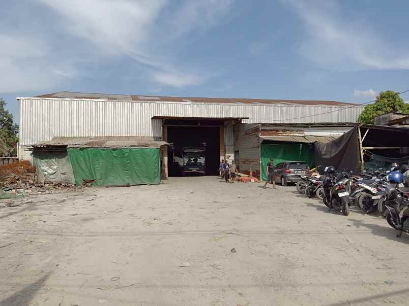 dijual ruko gudang kantor wolter monginsidi