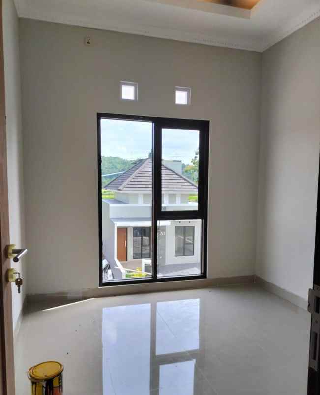 dijual rumah 1 km candi prambanan