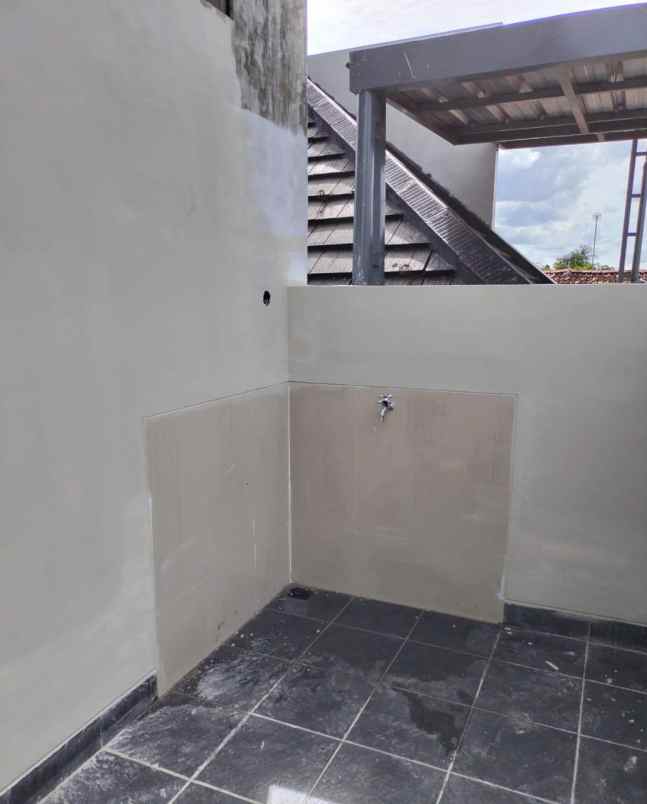 dijual rumah 1 km candi prambanan