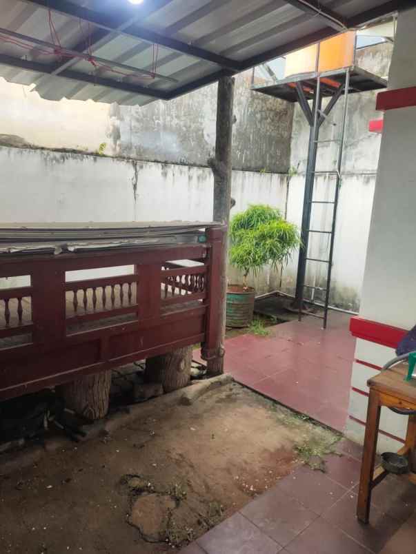 dijual rumah 1 lantai strategis