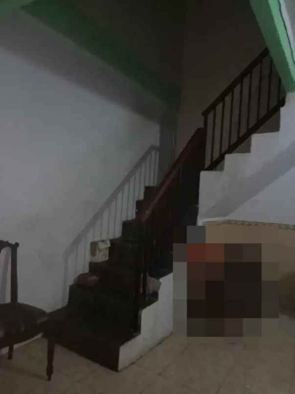 dijual rumah 2 lantai di pondok benda