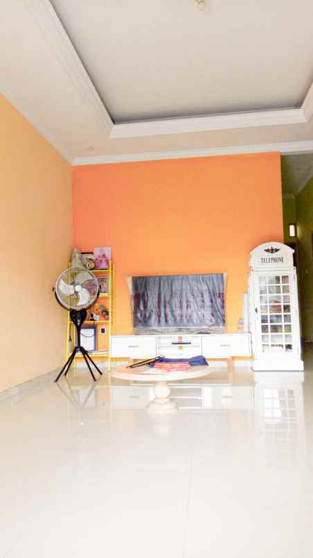 dijual rumah 2 lantai siap huni perumnas 1 bekasi