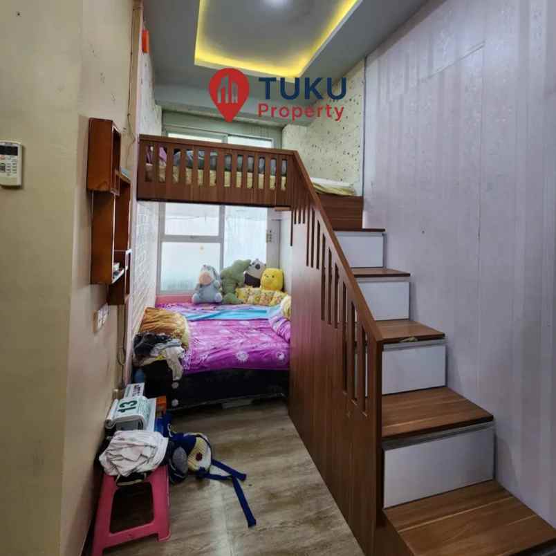 dijual rumah 3 lt di the icon bsd