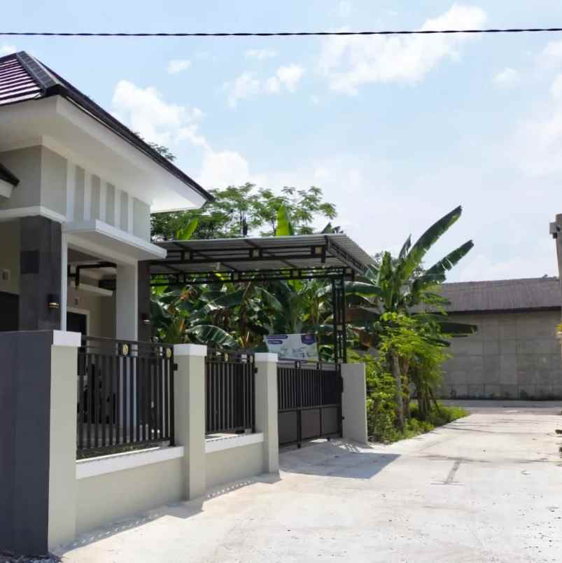 dijual rumah 500 meter ke smkn 1 kalasan