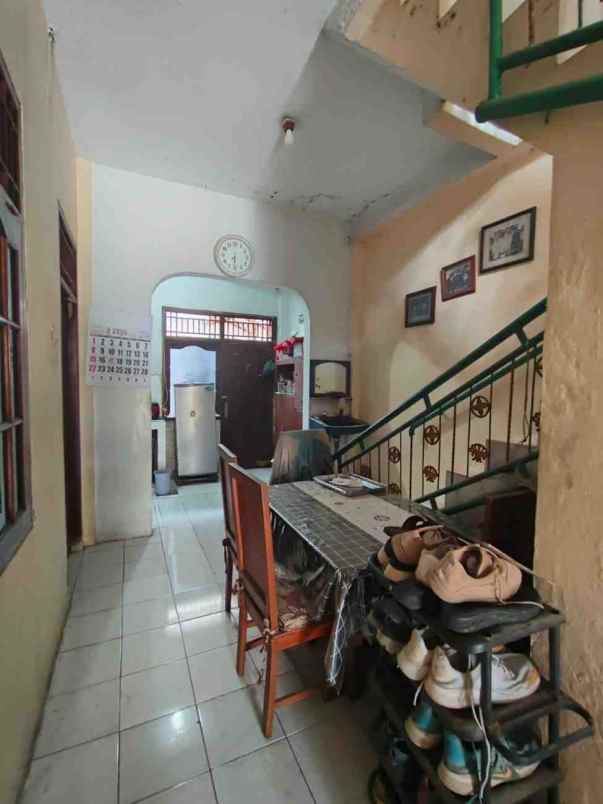 dijual rumah abadi jaya depok