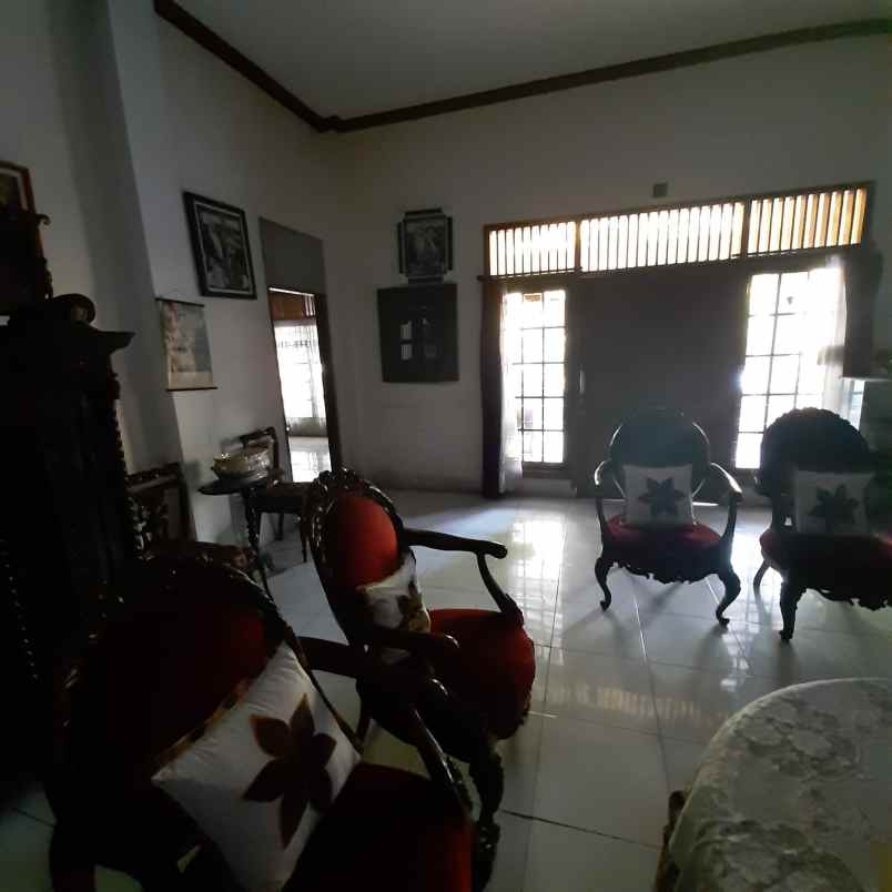 dijual rumah abdulrahman saleh