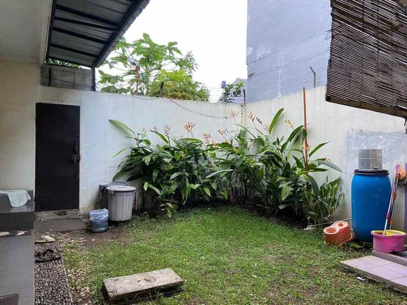 dijual rumah arcamanik