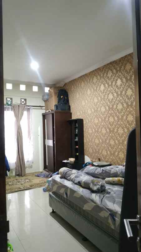 dijual rumah arcamanik