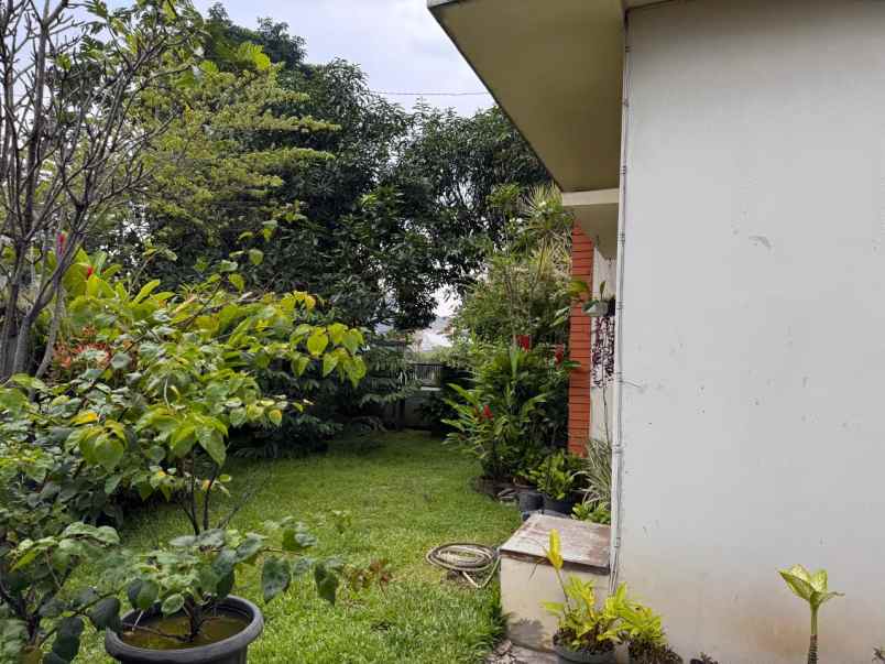 dijual rumah arcamanik