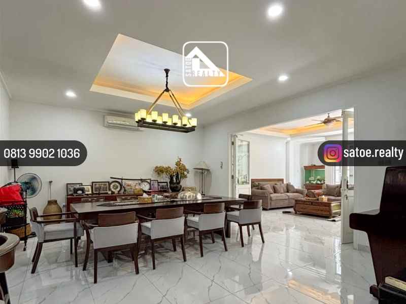 dijual rumah area niaga hijau pondok