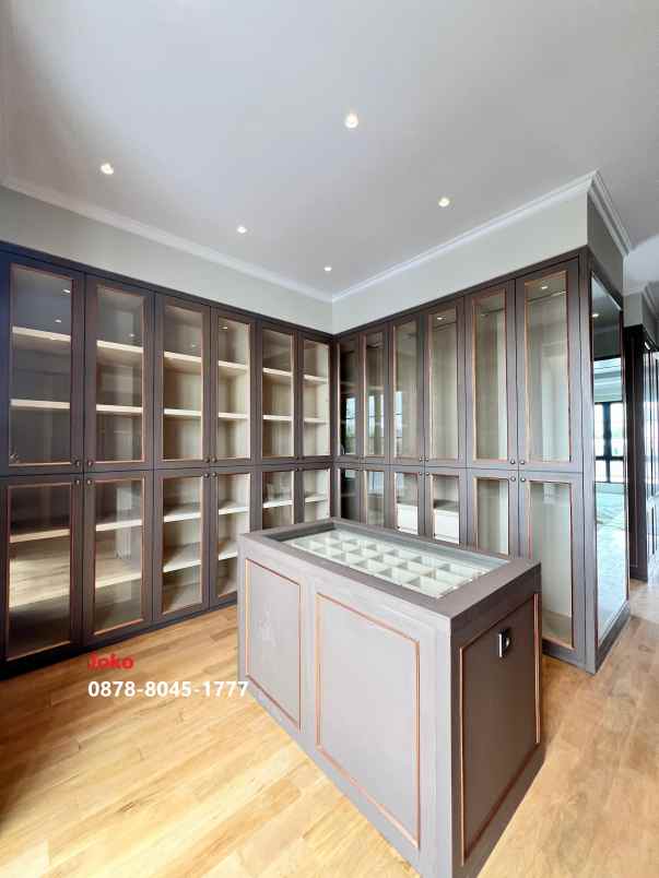 dijual rumah area senopati