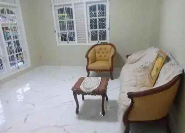 dijual rumah asri hook di villa bintaro indah