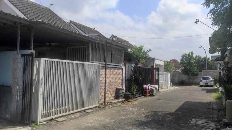 dijual rumah asrikaton