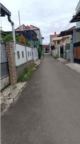 dijual rumah bagus beji depok