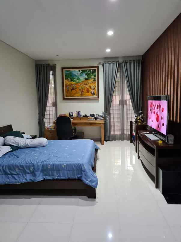 dijual rumah bagus di cempaka putih jakarta pusat