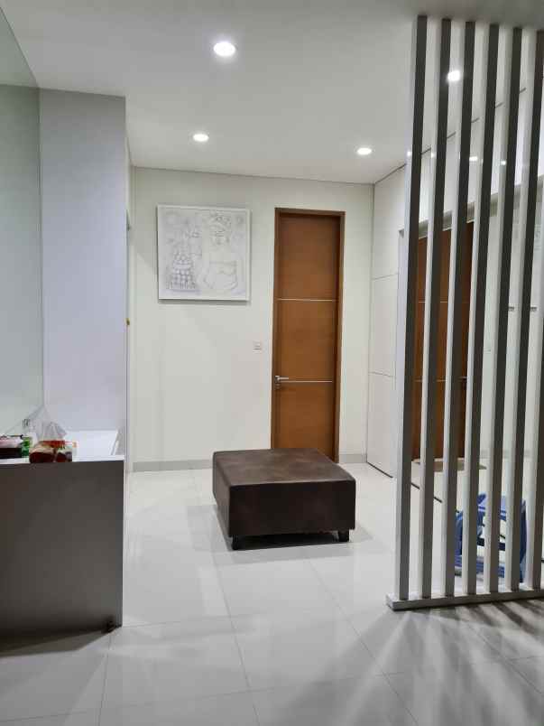 dijual rumah bagus di cempaka putih jakarta pusat