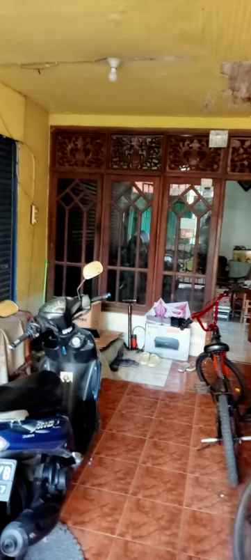 dijual rumah balongsari taman