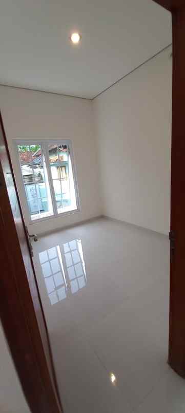 dijual rumah bambanglipuro