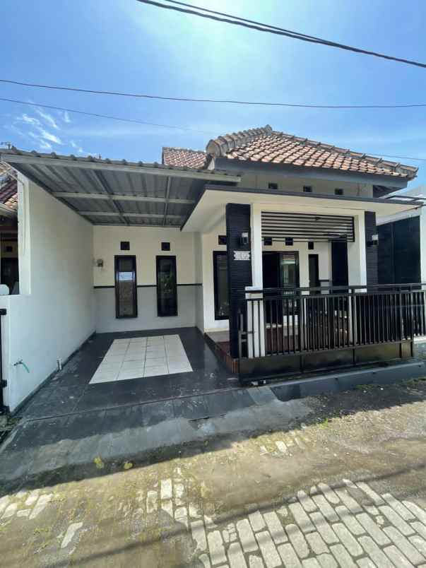 dijual rumah banguntapan