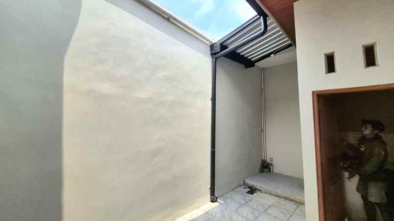 dijual rumah banyuanyar banjarsari