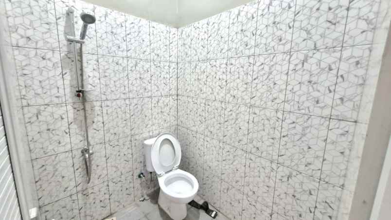 dijual rumah banyuanyar banjarsari