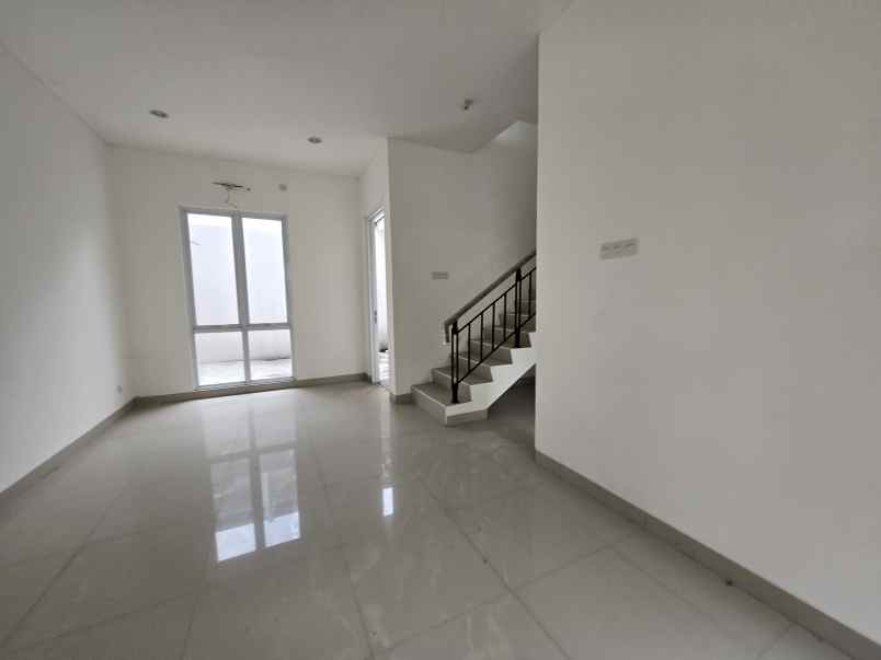 dijual rumah baru citra raya cluster aurora tangerang