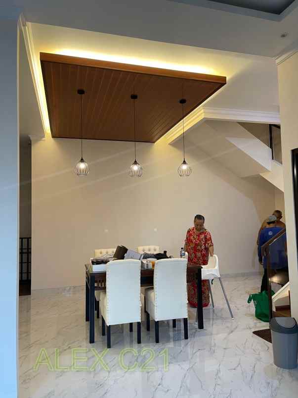 dijual rumah baru di pondok cina beji kota depok