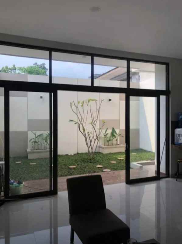 dijual rumah batununggal batu indah