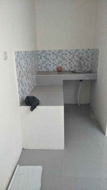 dijual rumah batusari