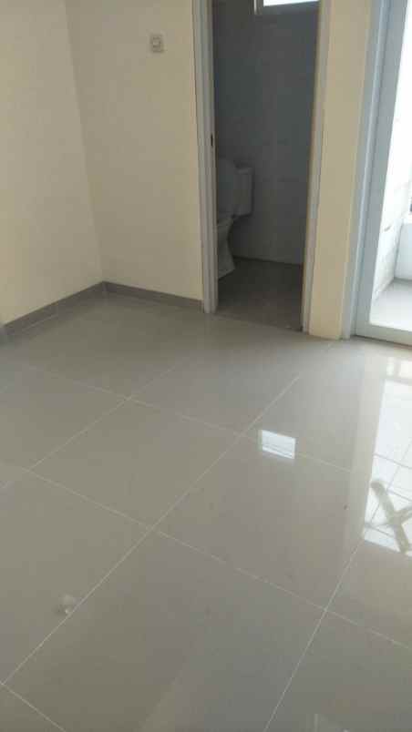 dijual rumah batusari