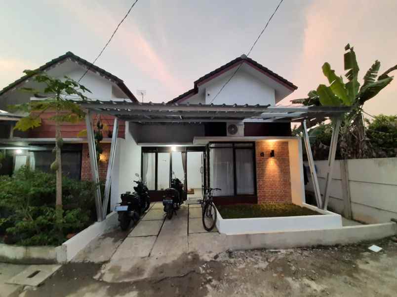 dijual rumah bedahan sawangan depok