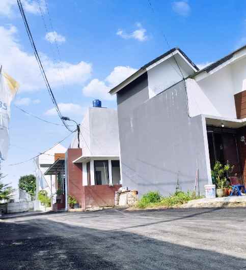 dijual rumah bedahan sawangan depok