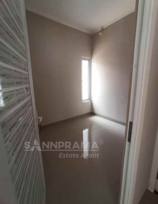 dijual rumah bedahan sawangan drpok