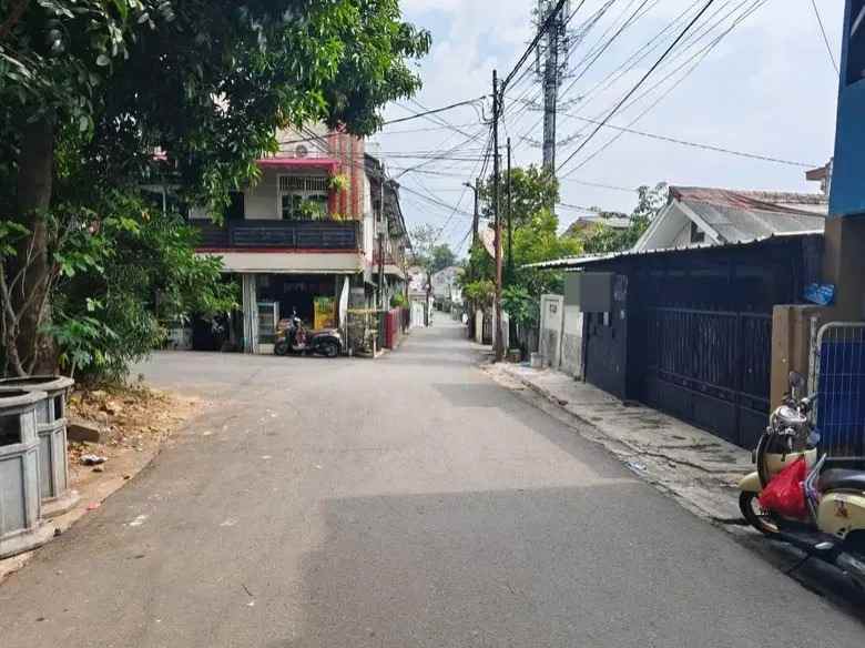 dijual rumah bintaro