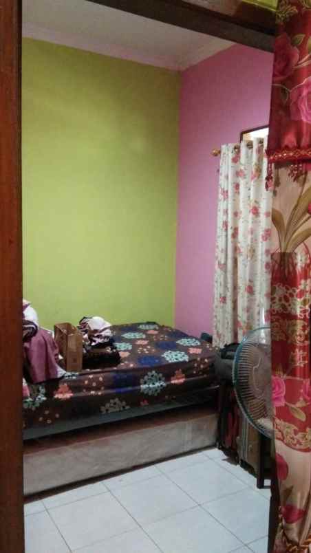 dijual rumah bojongsari depok