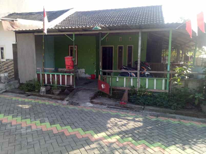 dijual rumah bukit bambe