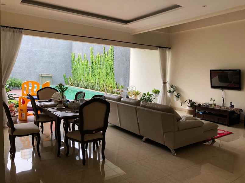 dijual rumah bukit permai cibubur