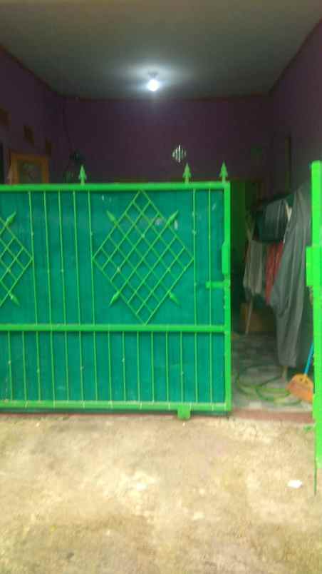 dijual rumah butuh uang di grand cikarang city blok e