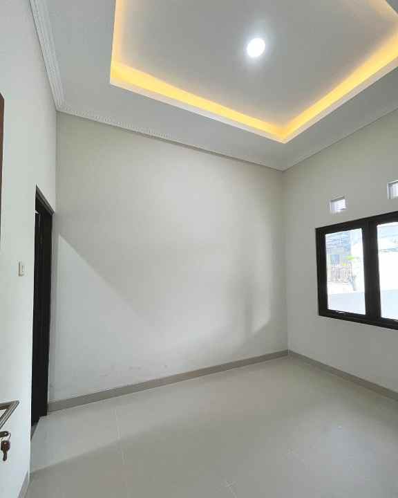 dijual rumah cantik disain mewah minimalis