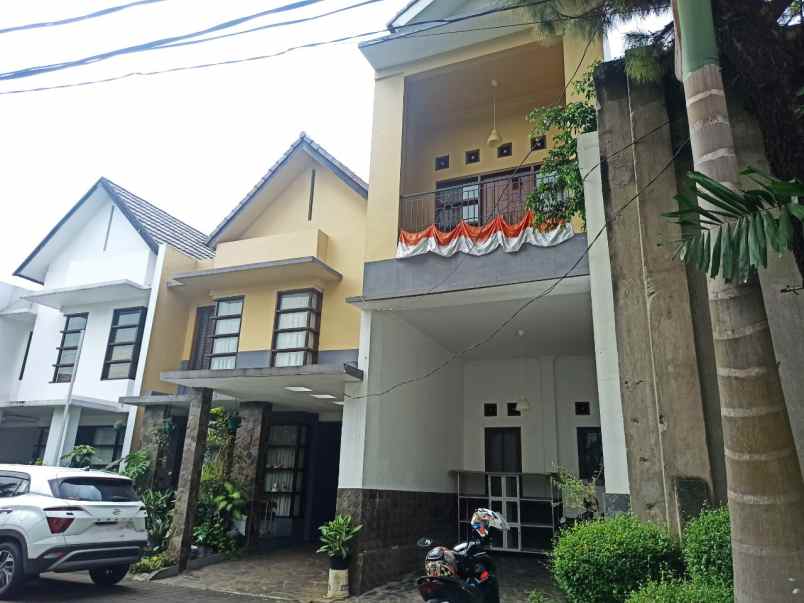 dijual rumah cemara residence pondok